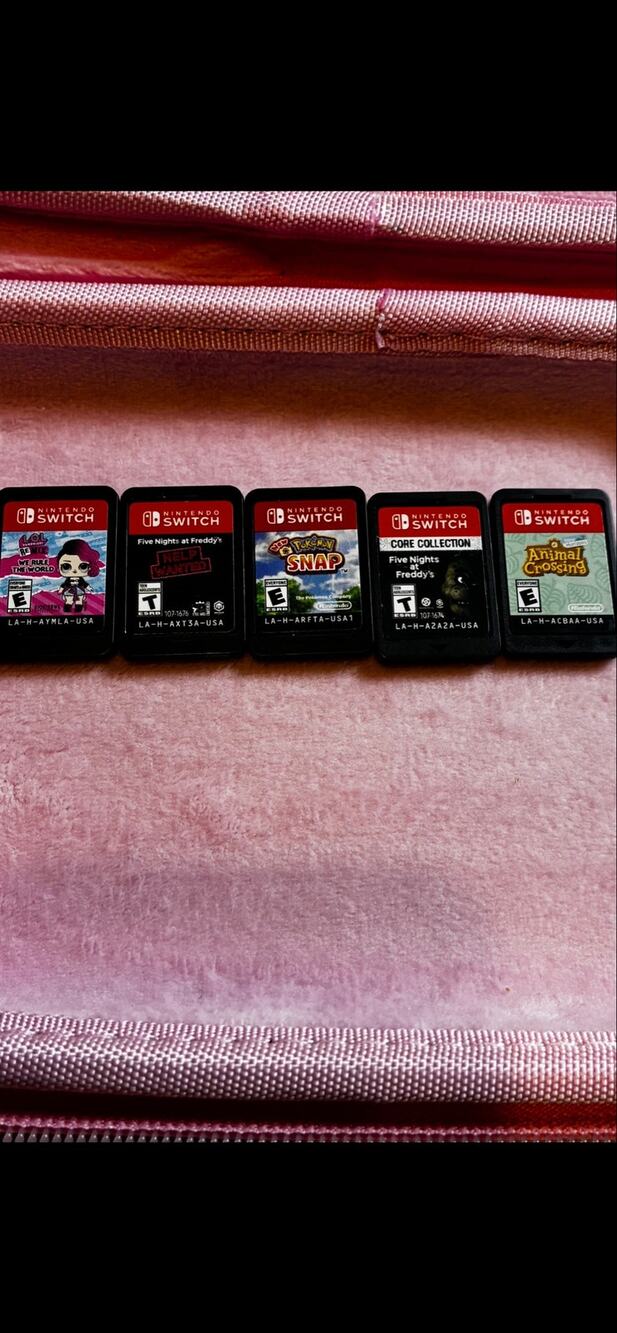 Nintendo Switch Carrying Case Cherry Blossom w/ 5 Games Animal Crossing Pokemon